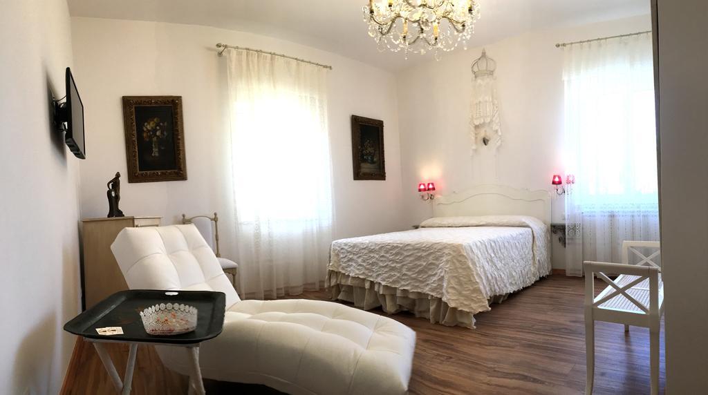 A Casa Della Nonna Bed & Breakfast Cefalu Bagian luar foto
