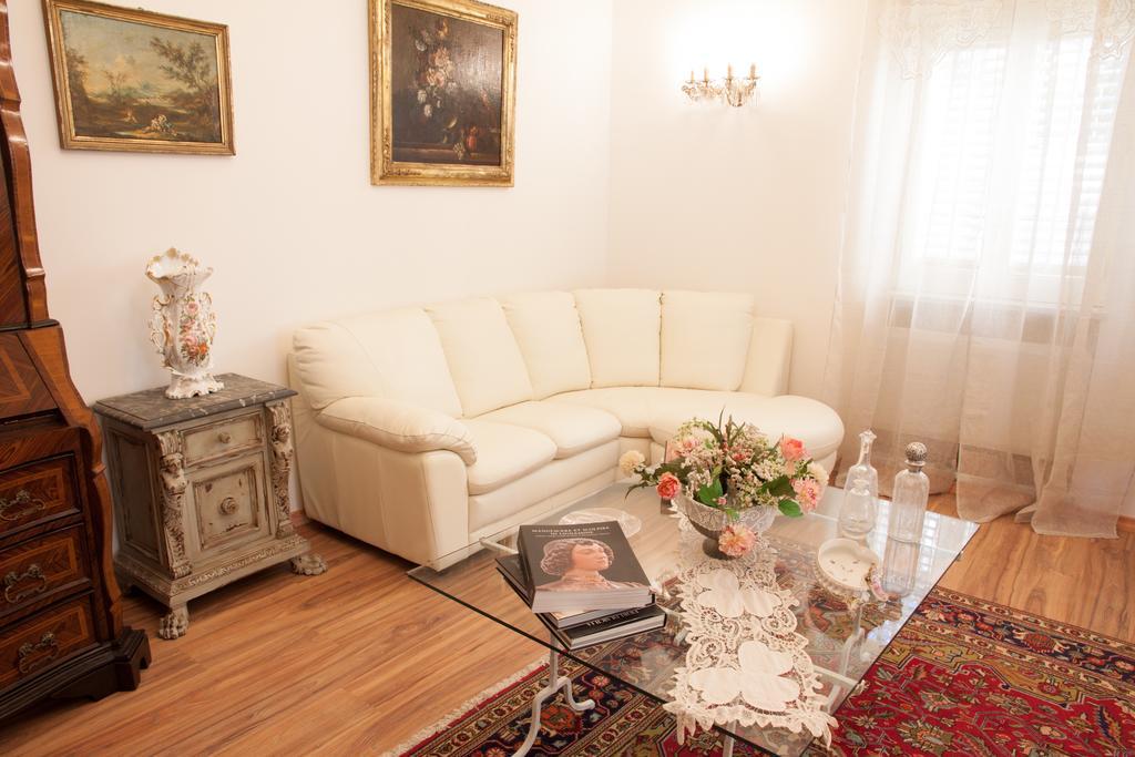 A Casa Della Nonna Bed & Breakfast Cefalu Bagian luar foto